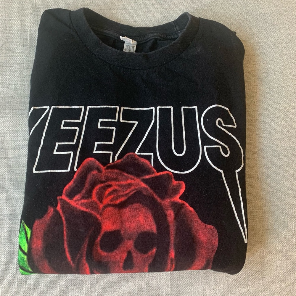 Yeezy tee